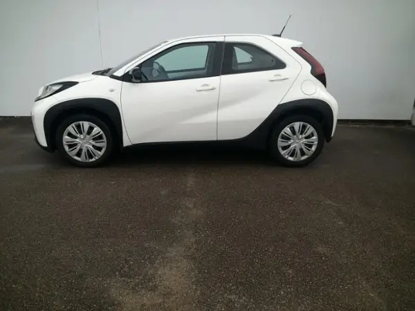 AYGO X
